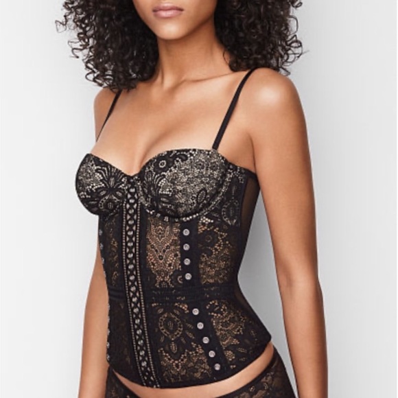 black bustier corset